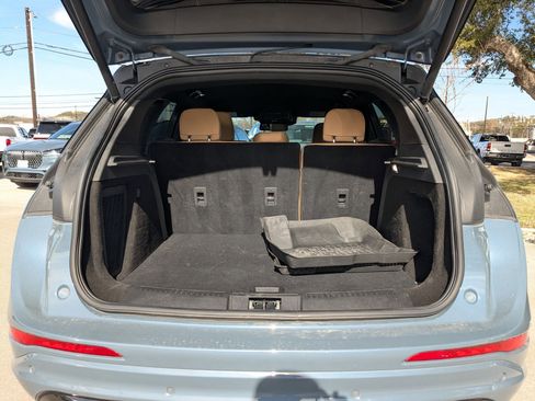 Used 2023 Lincoln Corsair Reserve w/ Jet Appearance Package image 23