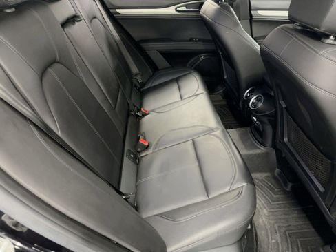 Used 2024 Alfa Romeo Stelvio Ti image 29