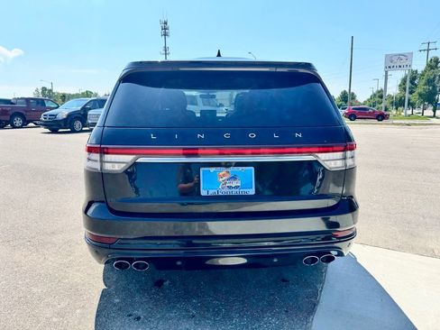 Used 2021 Lincoln Aviator Reserve w/ Equipment Group 210A AWD/4WD image 4