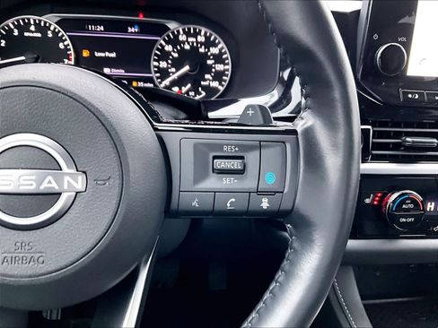 Used 2024 Nissan Pathfinder SL w/ SL Premium Package image 25