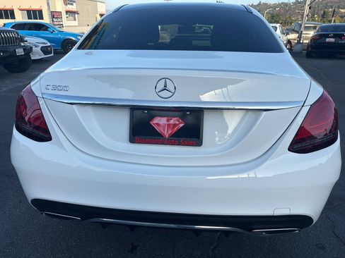 Used 2019 Mercedes-Benz C 300 Sedan image 10