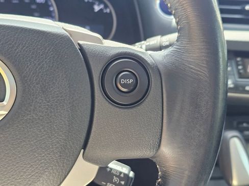 Used 2015 Lexus CT 200h FWD image 26