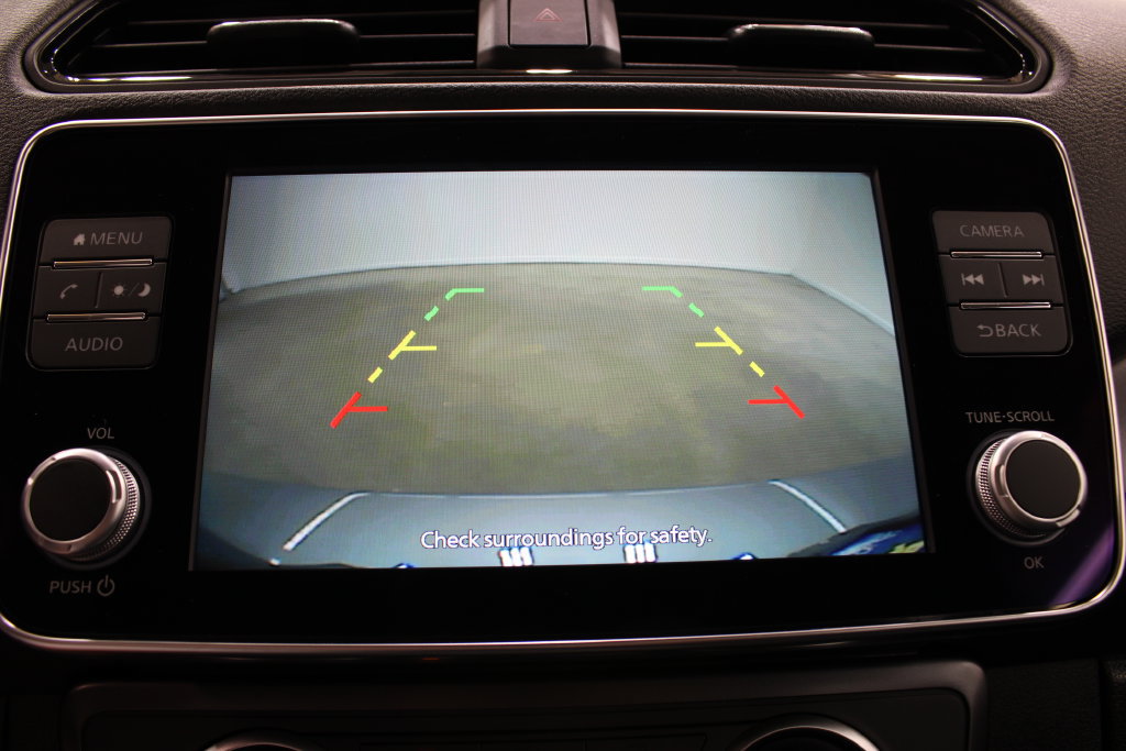 Used 2025 Nissan Leaf S FWD image 13