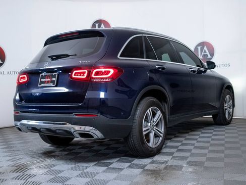 Used 2021 Mercedes-Benz GLC 300 4MATIC w/ Premium Package image 6