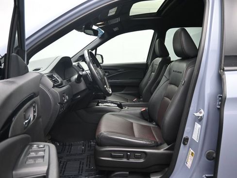 Used 2022 Honda Ridgeline Black Edition image 21