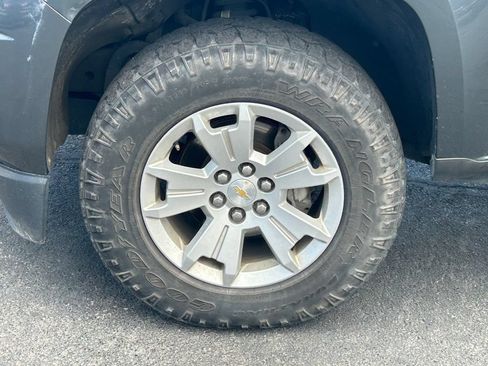 Used 2017 Chevrolet Colorado LT w/ LT Convenience Package AWD/4WD image 13