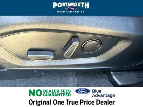 Certified 2022 Ford Explorer XLT w/ Equipment Group 202A image 22