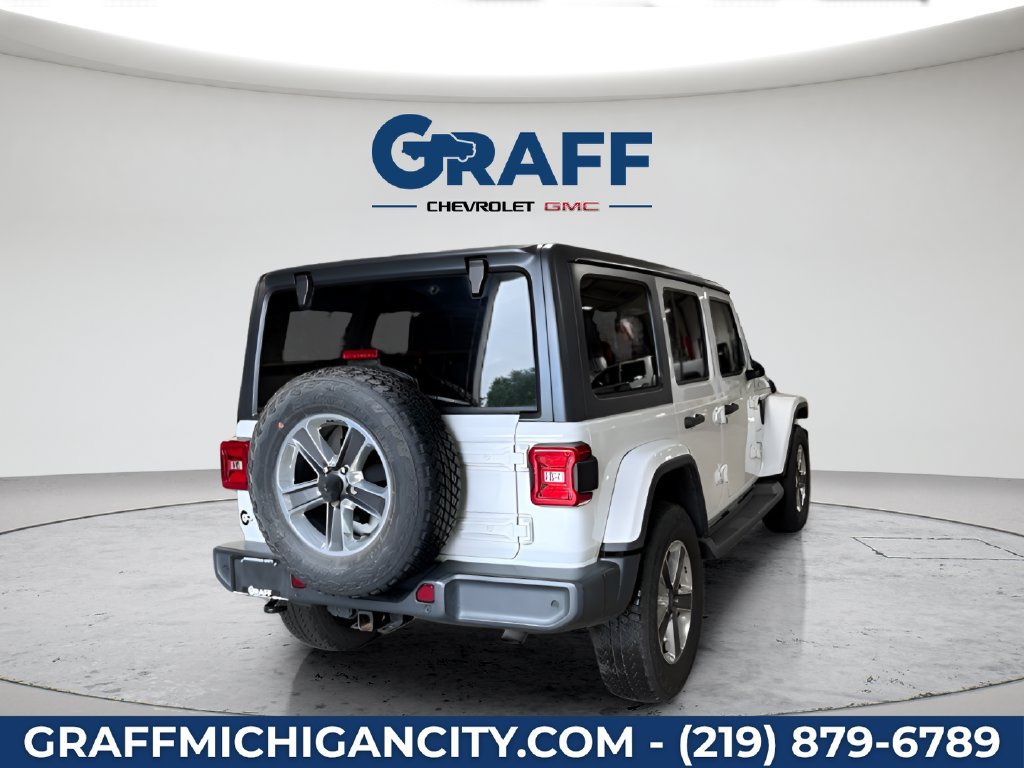 Used 2018 Jeep Wrangler Unlimited Sahara AWD/4WD image 5