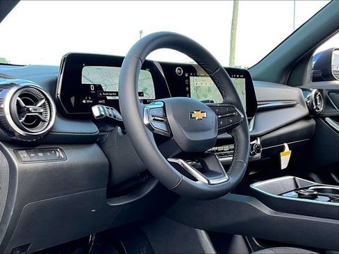 New 2027 Chevrolet Equinox LT AWD/4WD image 8