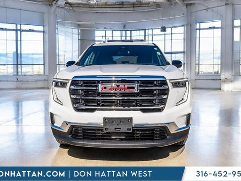 Used 2025 GMC Acadia Elevation image 30