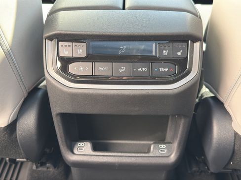 Used 2026 Lexus TX 350 AWD w/ Technology Package image 33