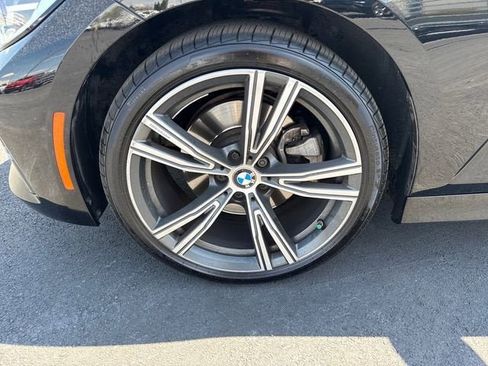 Used 2021 BMW 330i Sedan w/ Convenience Package RWD image 9