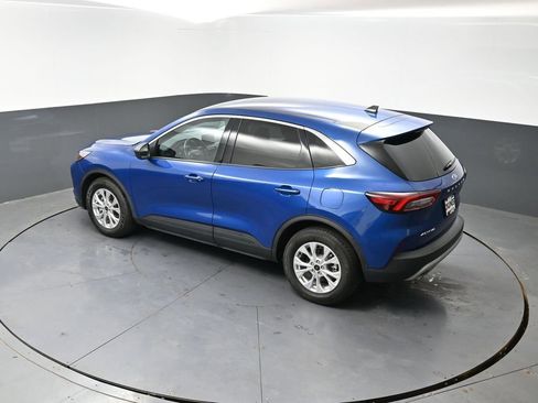 Used 2023 Ford Escape Active FWD image 46