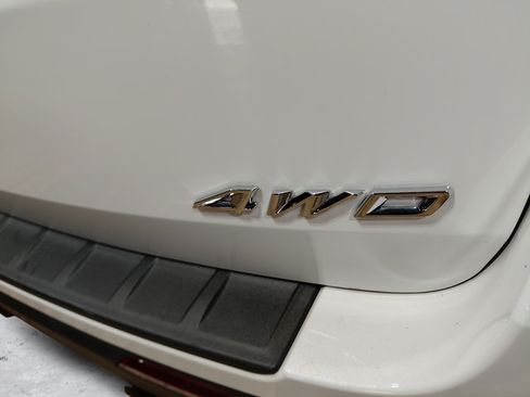 Used 2025 Ford Explorer ST-Line AWD/4WD image 11