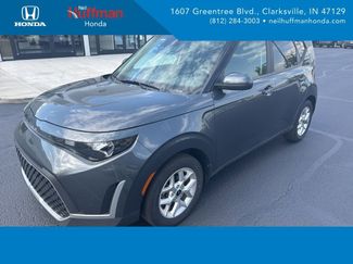 Used 2023 Kia Soul LX w/ LX Technology Package video 1