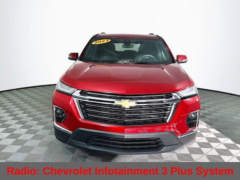 Used 2023 Chevrolet Traverse LT image 5