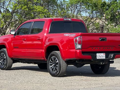 Used 2021 Toyota Tacoma TRD Sport w/ TRD Premium Sport Package image 6