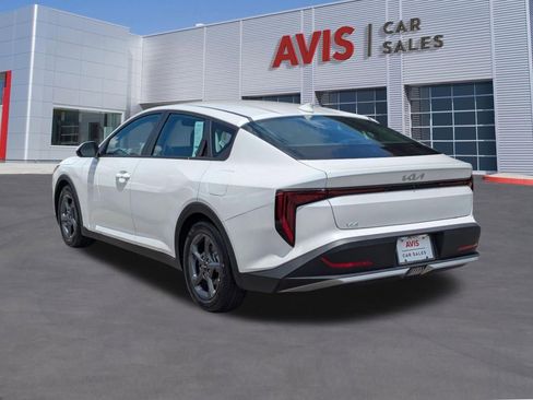 Used 2025 Kia K4 FWD image 9