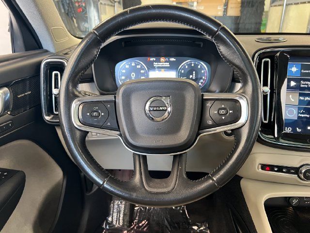 Used 2019 Volvo XC40 T5 Momentum AWD/4WD image 45