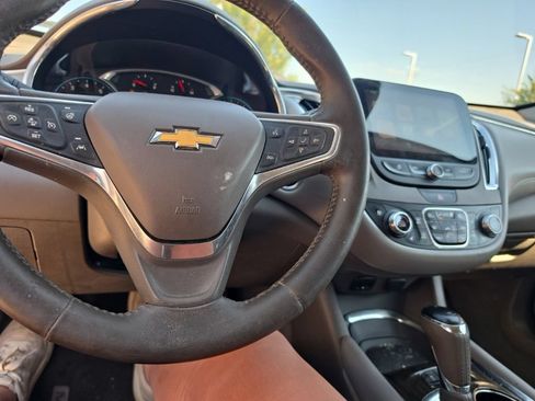Used 2016 Chevrolet Malibu Premier w/ Driver Confidence Package II FWD image 19