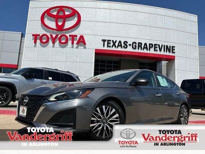 Used 2025 Nissan Altima 2.5 SV