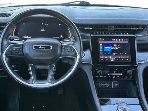 Used 2022 Jeep Grand Cherokee L Laredo RWD image 14