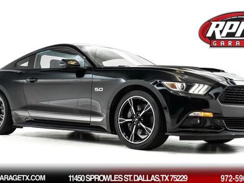 Used 2017 Ford Mustang GT Premium w/ Equipment Group 401A RWD image 1
