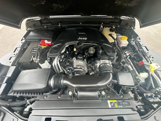 Used 2020 Jeep Wrangler Unlimited Sport AWD/4WD image 27