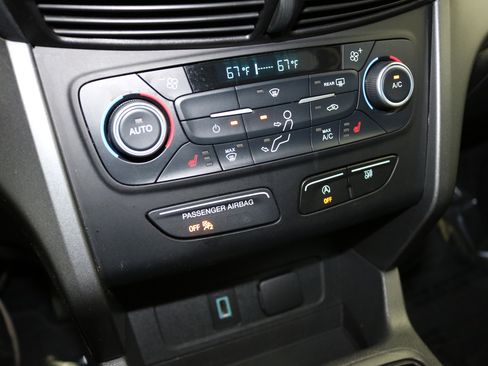 Used 2018 Ford Escape SE w/ Ford Safe & Smart Package image 26