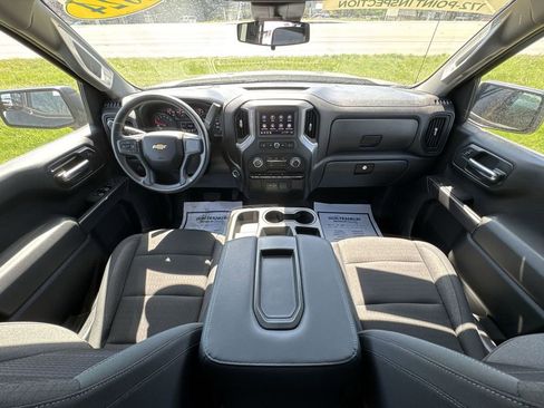 Used 2024 Chevrolet Silverado 1500 Custom w/ Turbomax Blackout Package image 21