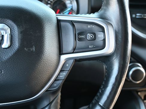 Used 2020 RAM 1500 Lone Star image 23