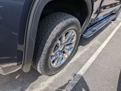 Used 2021 GMC Sierra 1500 SLT w/ SLT Premium Plus Package image 11