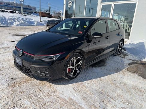 Certified 2025 Volkswagen GTI SE image 3