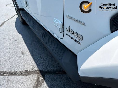 Certified 2022 Jeep Wrangler Unlimited Sahara AWD/4WD image 10