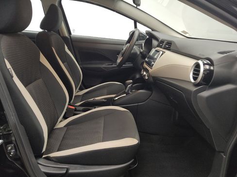 Used 2021 Nissan Versa SV FWD image 21