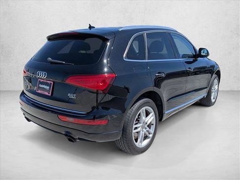 Used 2017 Audi Q5 2.0T Premium Plus w/ Technology Package image 5