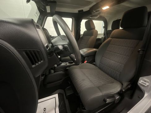 Used 2012 Jeep Wrangler Sport image 10