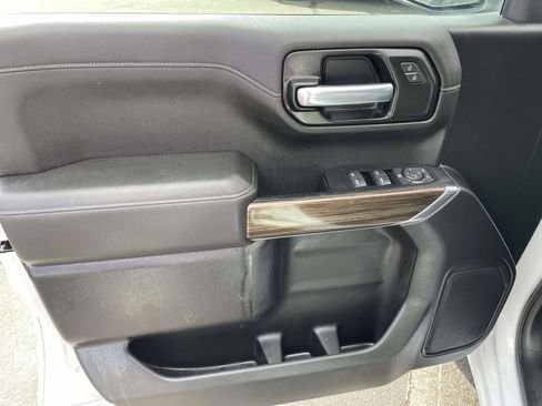 Used 2021 Chevrolet Silverado 1500 RST image 21