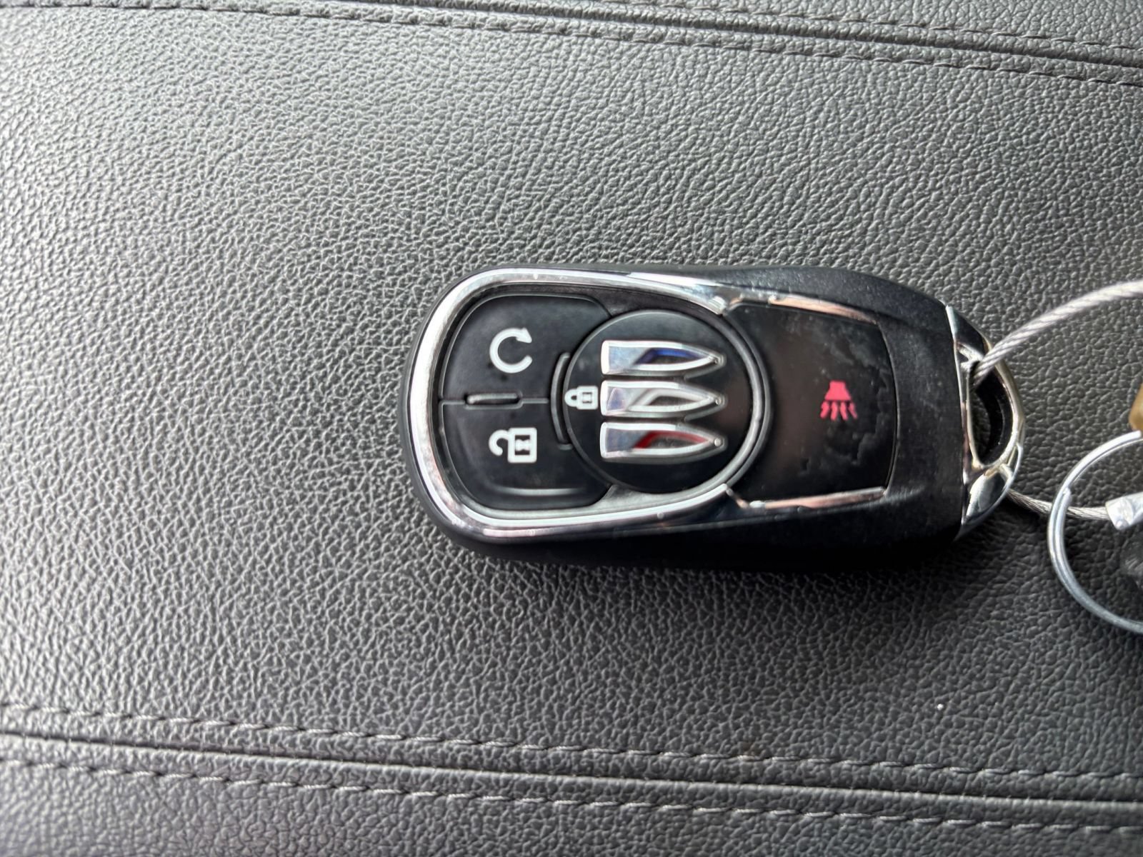 Used 2025 Buick Encore GX Preferred AWD/4WD image 21