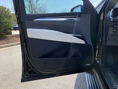 Used 2026 Cadillac Escalade V image 22