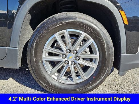 Certified 2023 Chevrolet Traverse LT image 11
