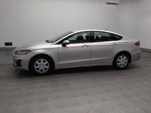 Used 2019 Ford Fusion S FWD image 2