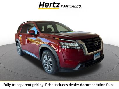 Used 2025 Nissan Pathfinder SV
