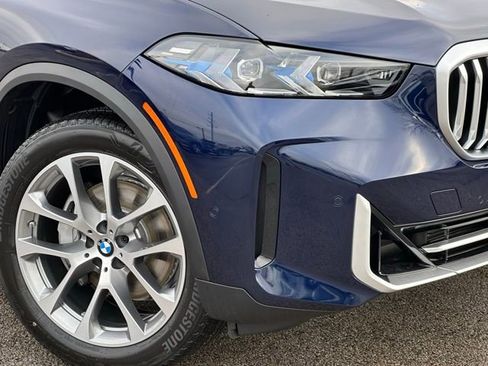 New 2026 BMW X5 xDrive40i w/ Climate Comfort Package image 2