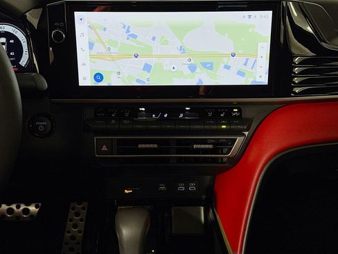 Used 2025 Toyota Camry XSE image 38