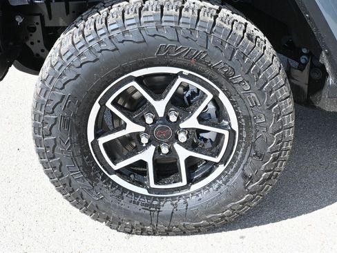 New 2026 Jeep Gladiator Rubicon image 6