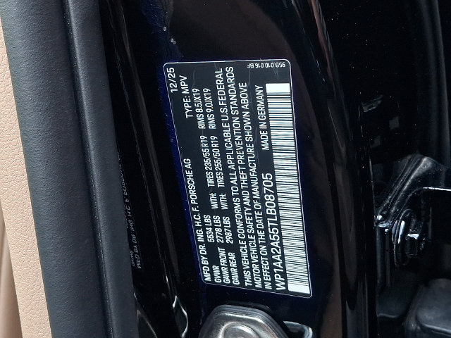 Certified 2026 Porsche Macan AWD/4WD image 29