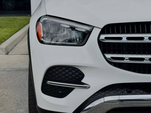 Used 2024 Mercedes-Benz GLE 350 4MATIC image 7