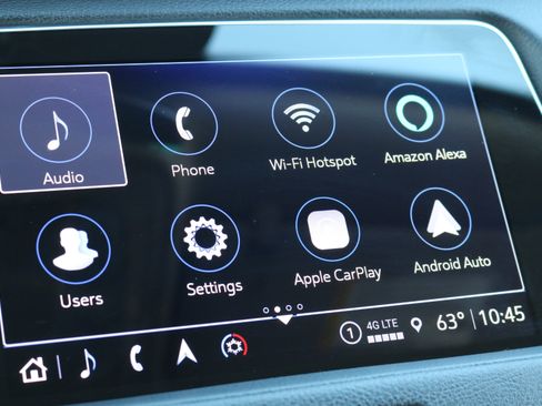 Used 2021 Cadillac XT4 Luxury w/ Cold Weather Package image 33