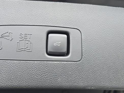 Used 2022 Lincoln Corsair AWD w/ Equipment Group 101A image 20